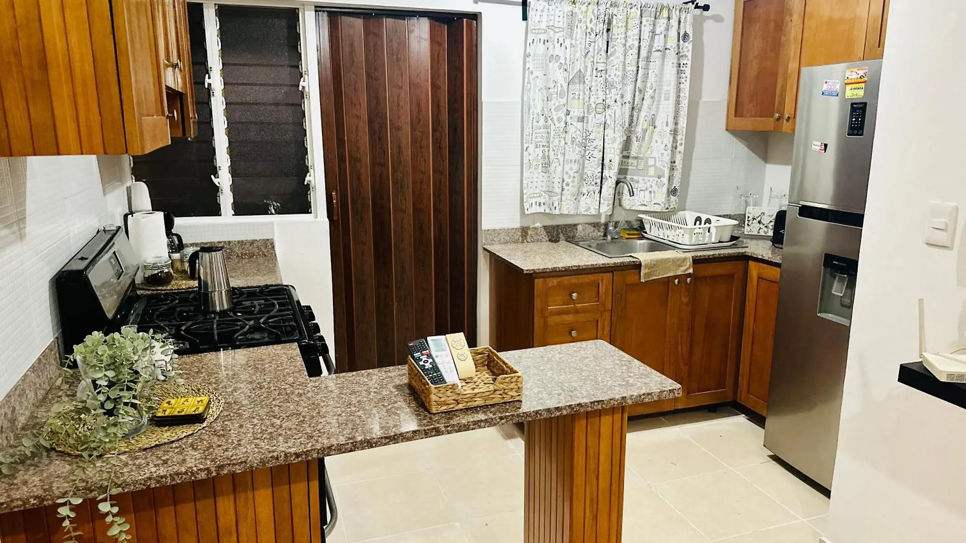 Stylish 2-Bed Condo In Altos De Arroyo Hondo Santo Domingo